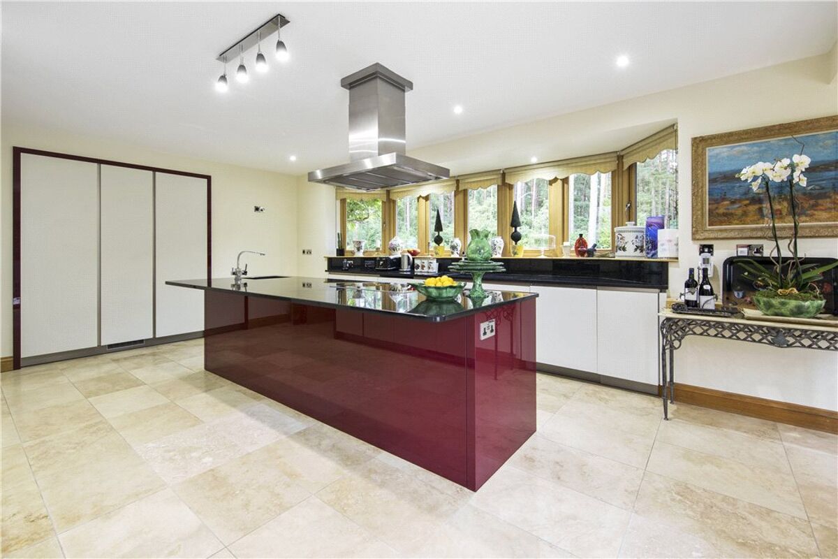 house for sale in Smugglers Way, The Sands, Farnham, Surrey, GU10