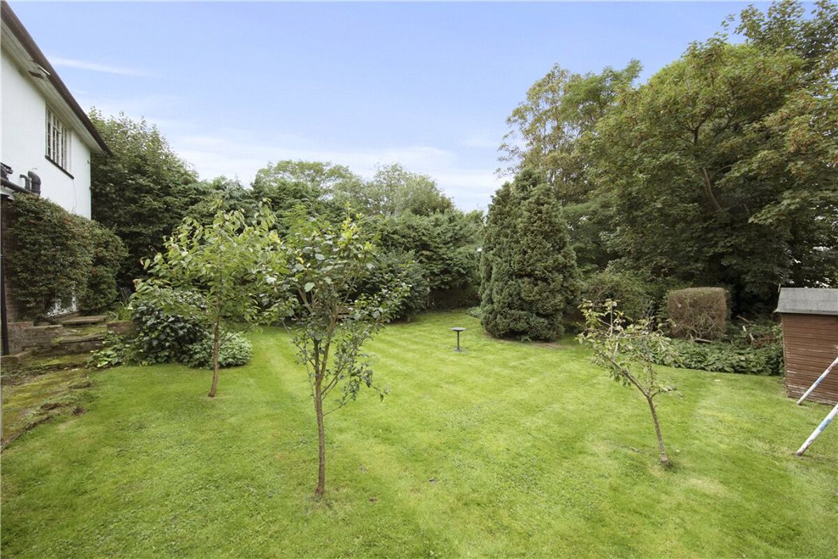 house for sale in Meads Road, Guildford, Surrey, GU1 GLD170215