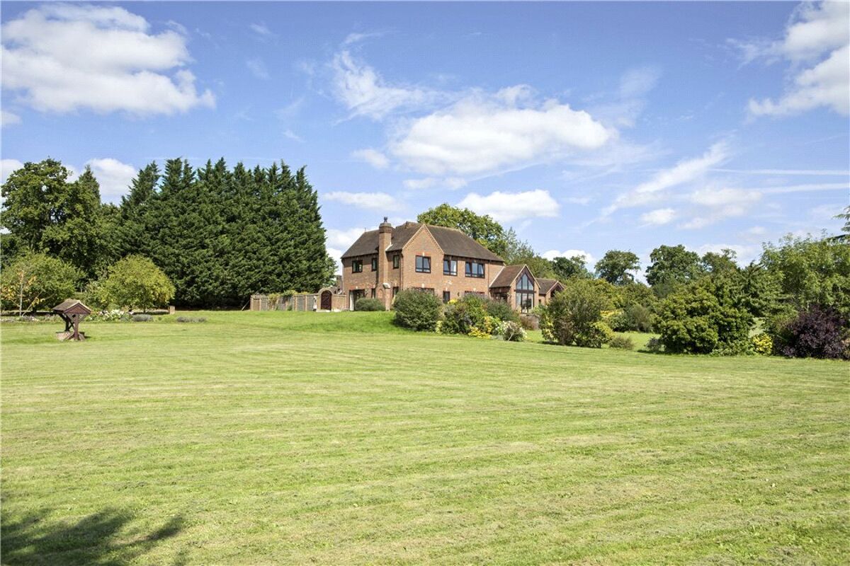 house for sale in Sandy Lane, Guildford, Surrey, GU3 GLD170230