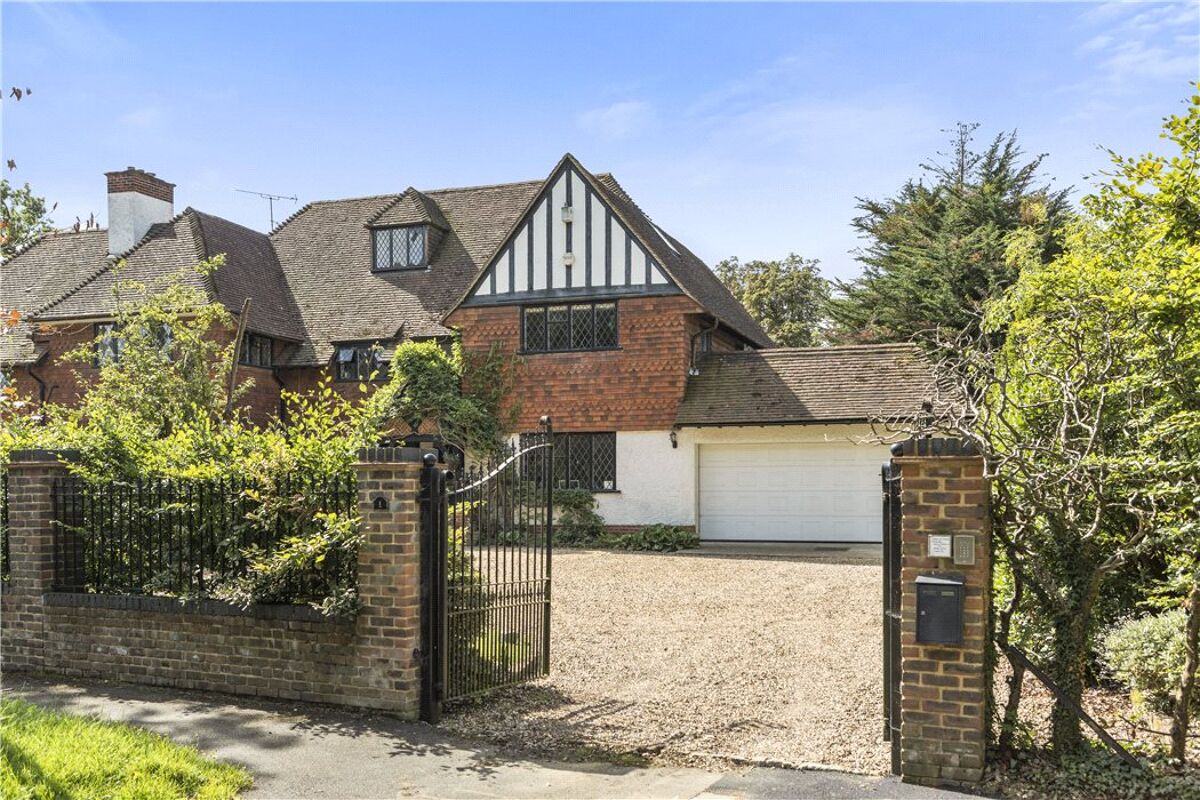 house for sale in Abbotswood, Guildford, Surrey, GU1 GLD170240