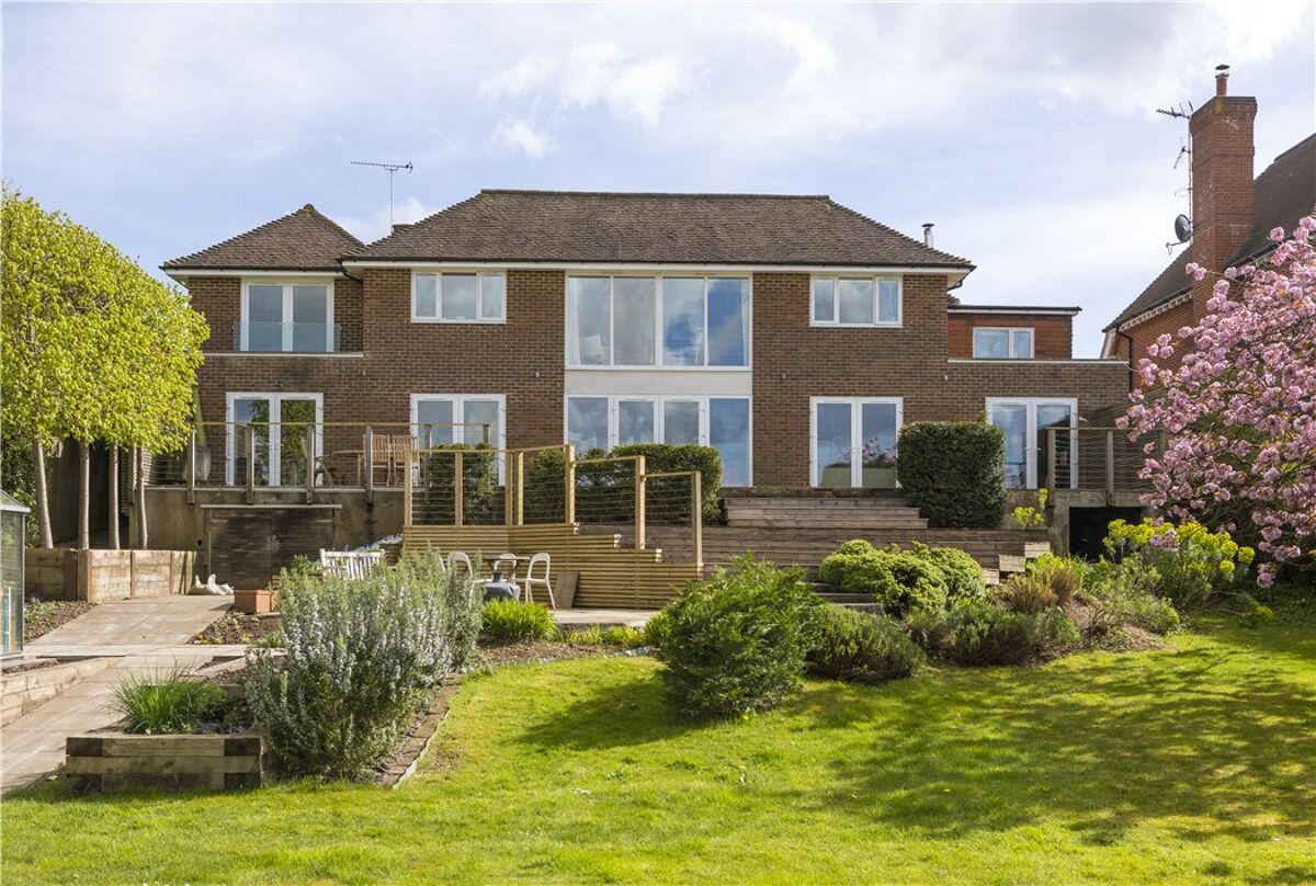 house for sale in Downside Road, Guildford, Surrey, GU4 GLD170242