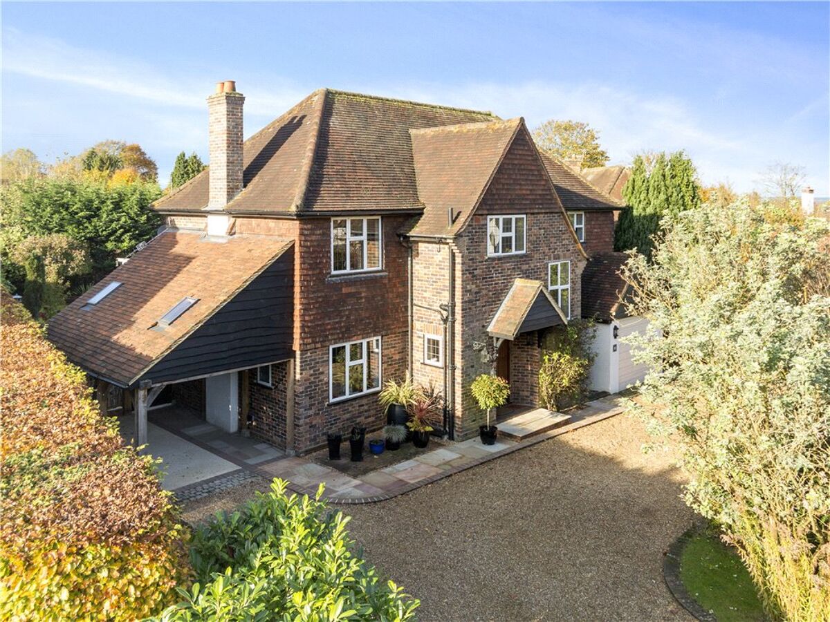 house for sale in Meads Road, Guildford, Surrey, GU1 GLD170243