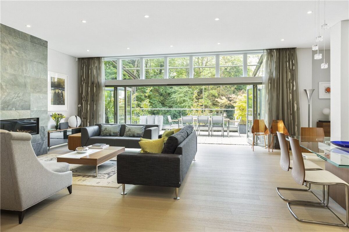 house for sale in Chantry Quarry, Guildford, Surrey, GU1 GLD170270