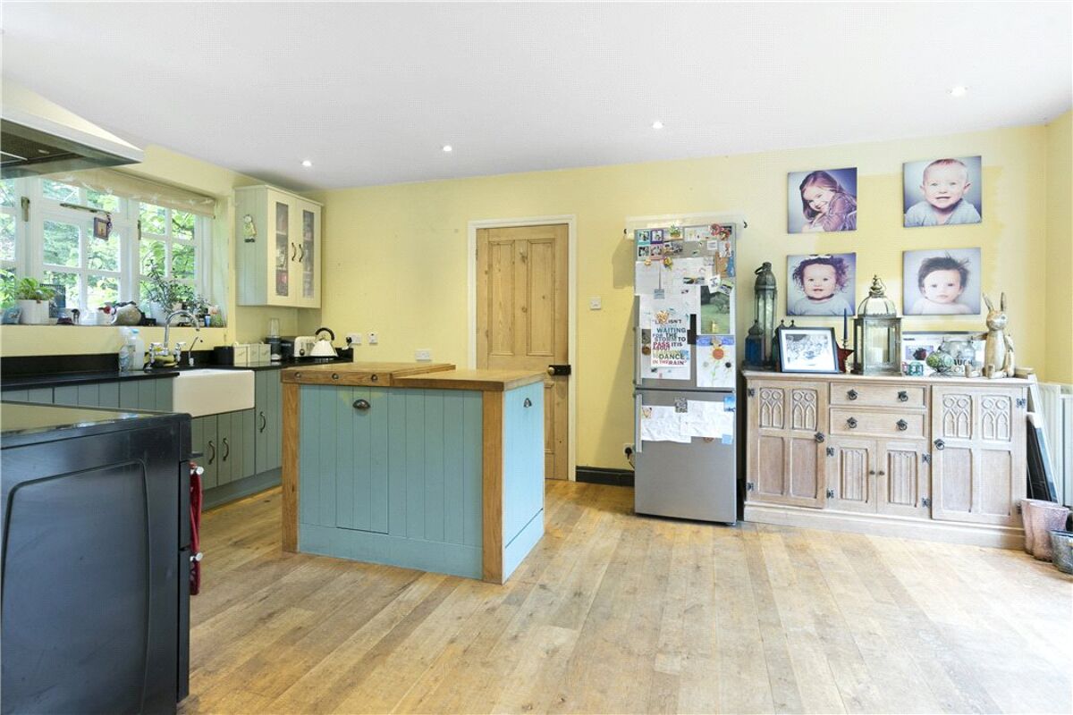 house for sale in Selhurst Common, Bramley, Guildford, Surrey, GU5