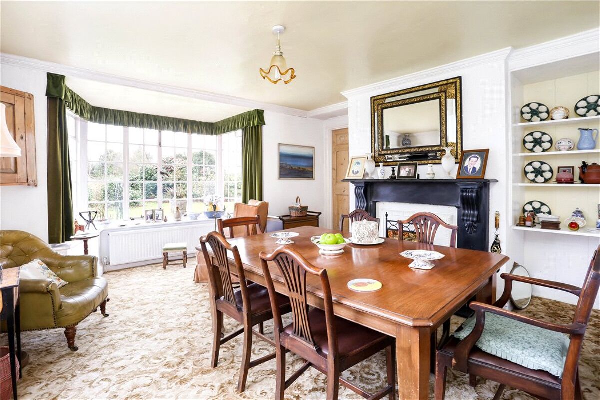 house for sale in Farnham Road, Liss, Hampshire, GU33 GLD170289