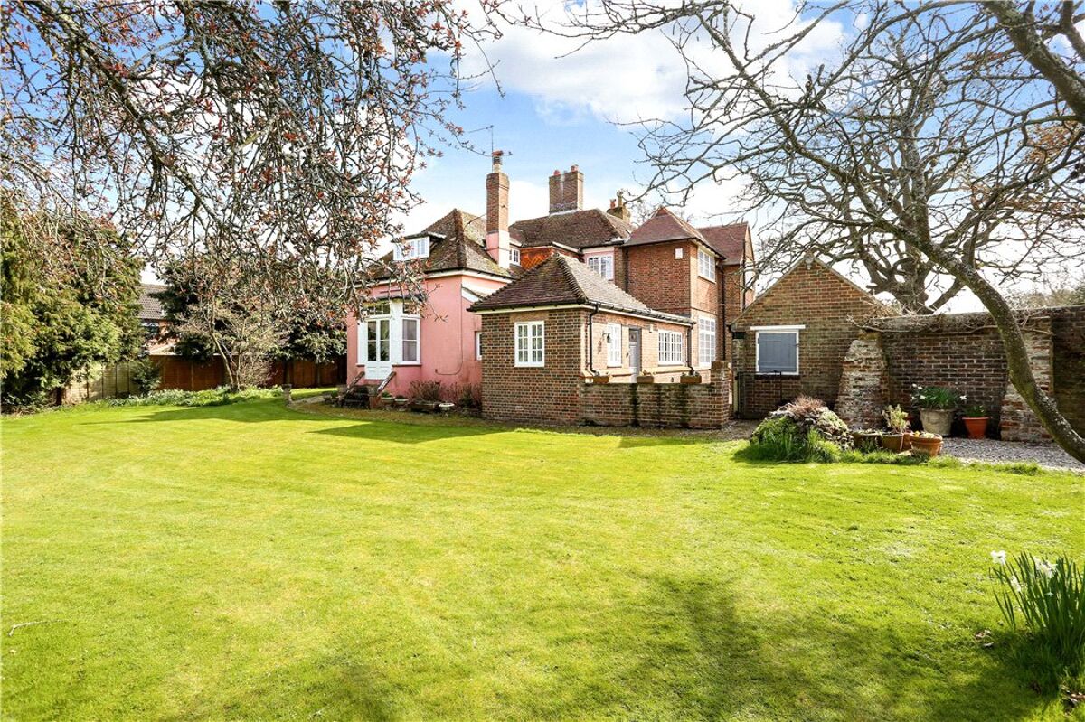 house for sale in Farnham Road, Liss, Hampshire, GU33 GLD170289