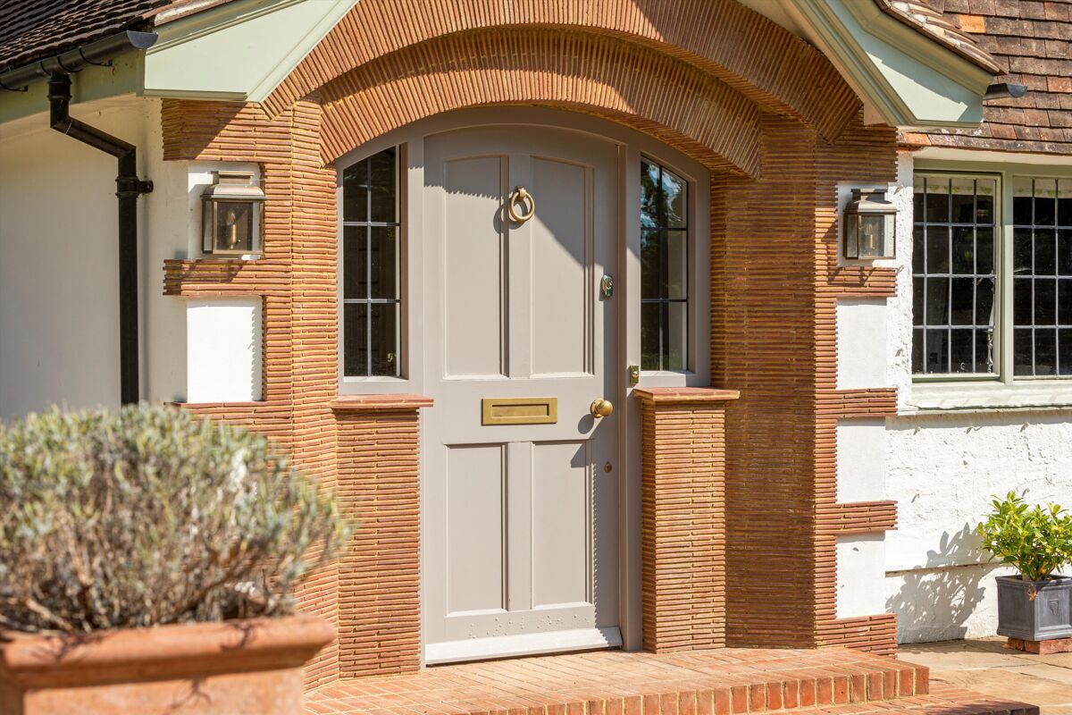 house for sale in Guildown Road, Guildford, Surrey, GU2. GLD170309