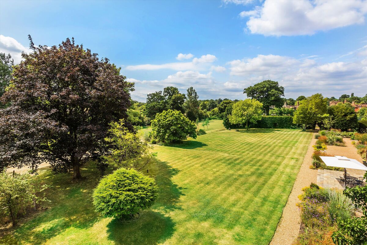 house for sale in Littleton, Guildford, Surrey, GU3 GLD170312