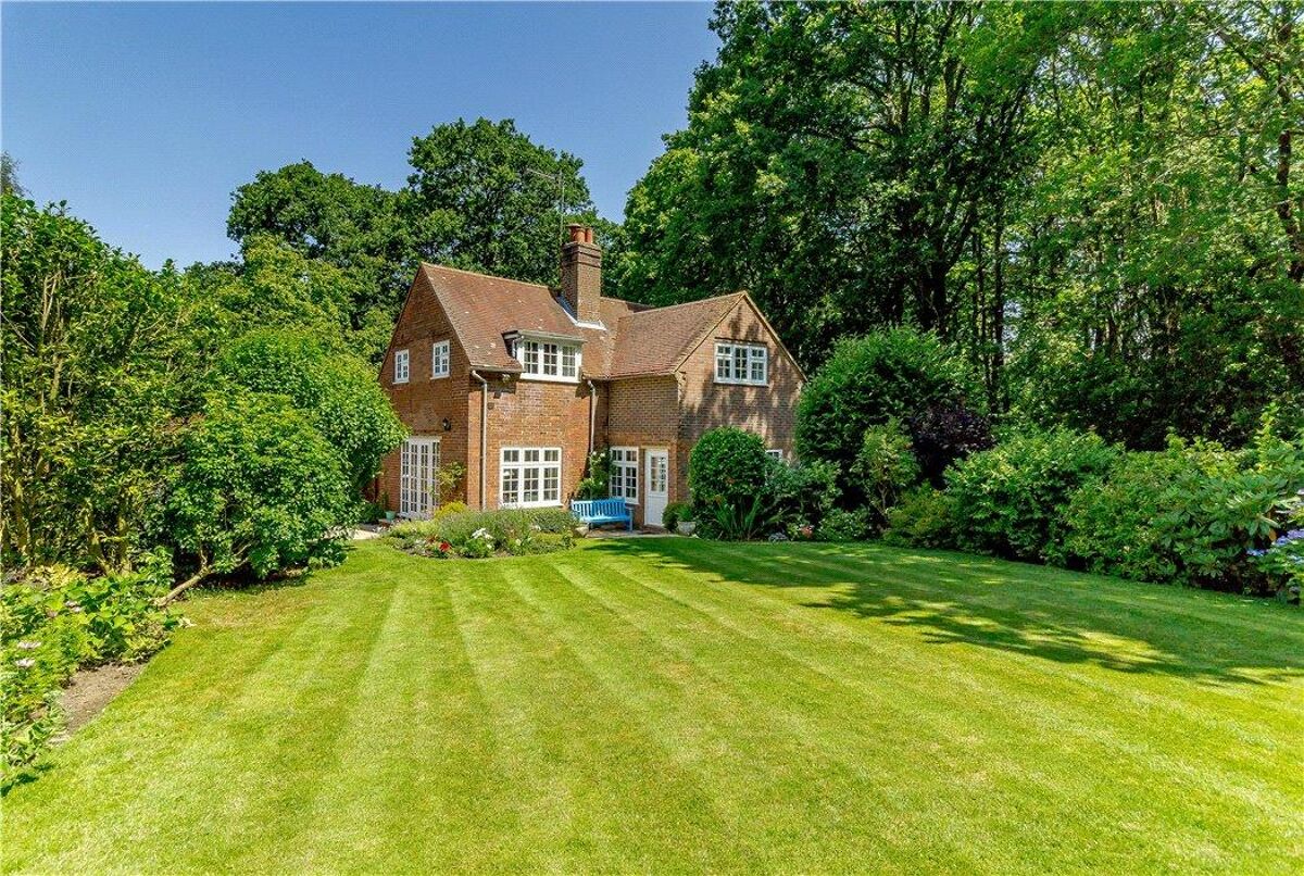 house for sale in Lawbrook Lane, Peaslake, Guildford, Surrey, GU5 GLD170317 Knight Frank