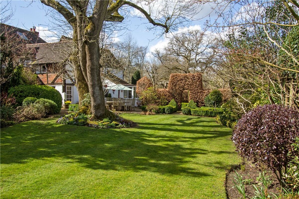 house for sale in The Green, Shamley Green, Guildford, Surrey, GU5 GLD180098 Knight Frank