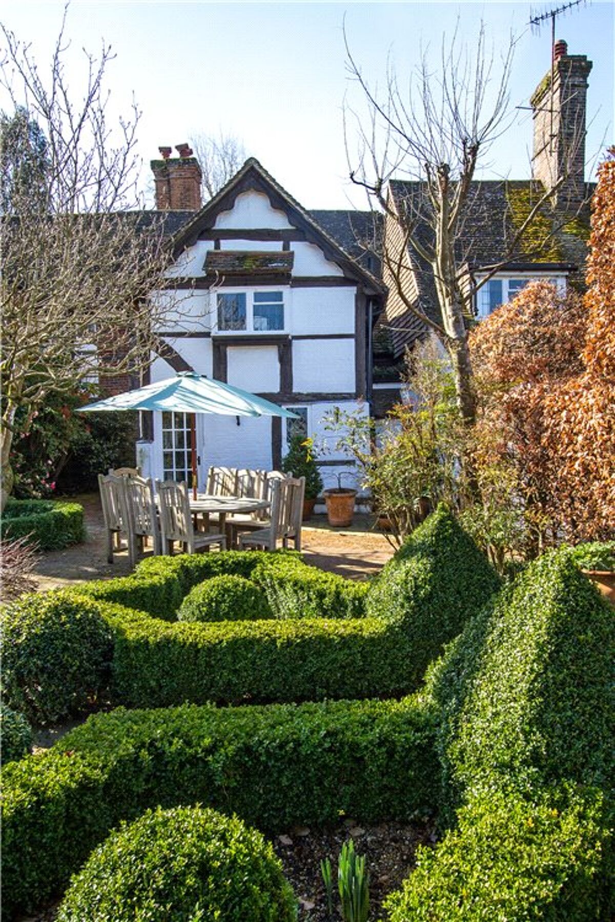 house for sale in The Green, Shamley Green, Guildford, Surrey, GU5 GLD180098 Knight Frank