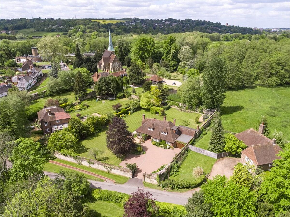 Onroerend goed te koop East Shalford Lane, Guildford, Surrey, GU4