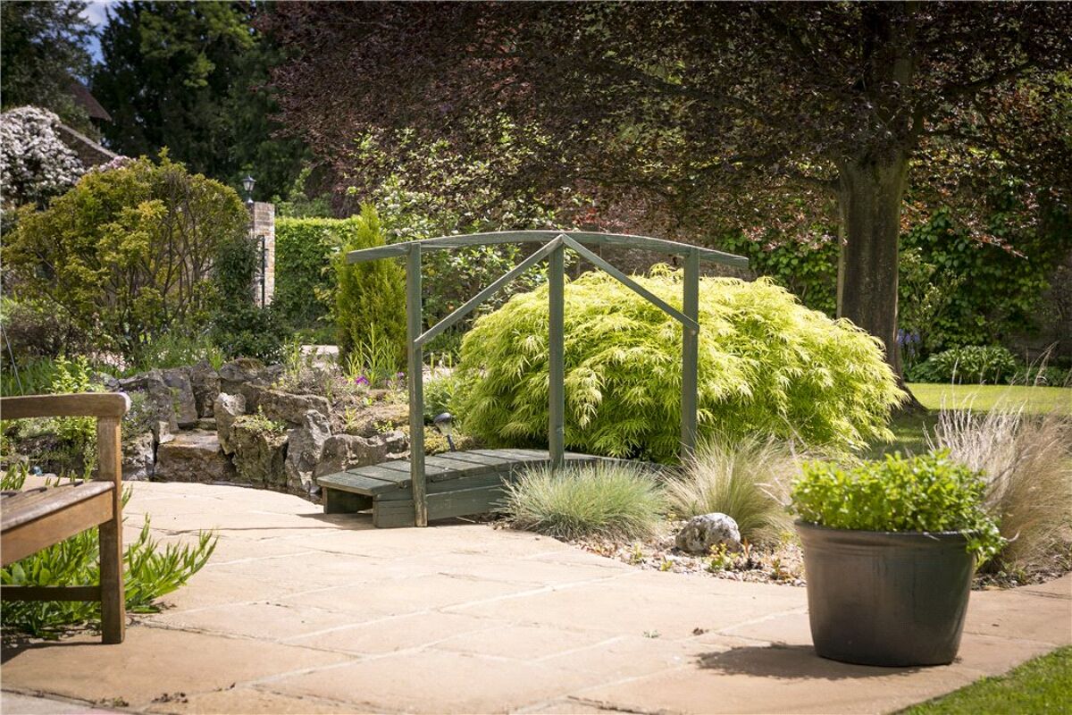 Onroerend goed te koop East Shalford Lane, Guildford, Surrey, GU4