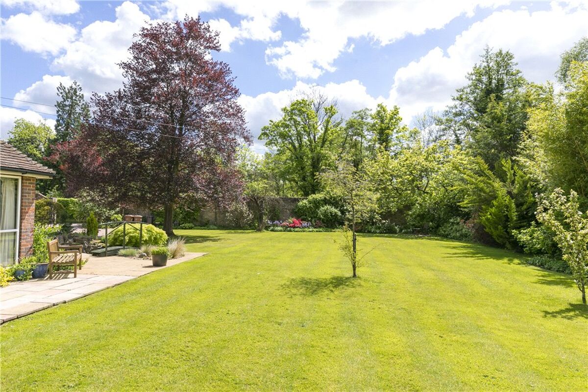 Onroerend goed te koop East Shalford Lane, Guildford, Surrey, GU4