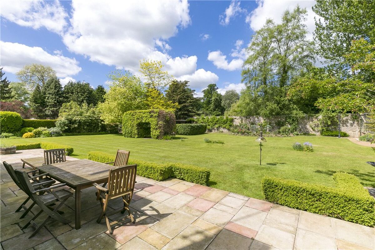 Onroerend goed te koop East Shalford Lane, Guildford, Surrey, GU4