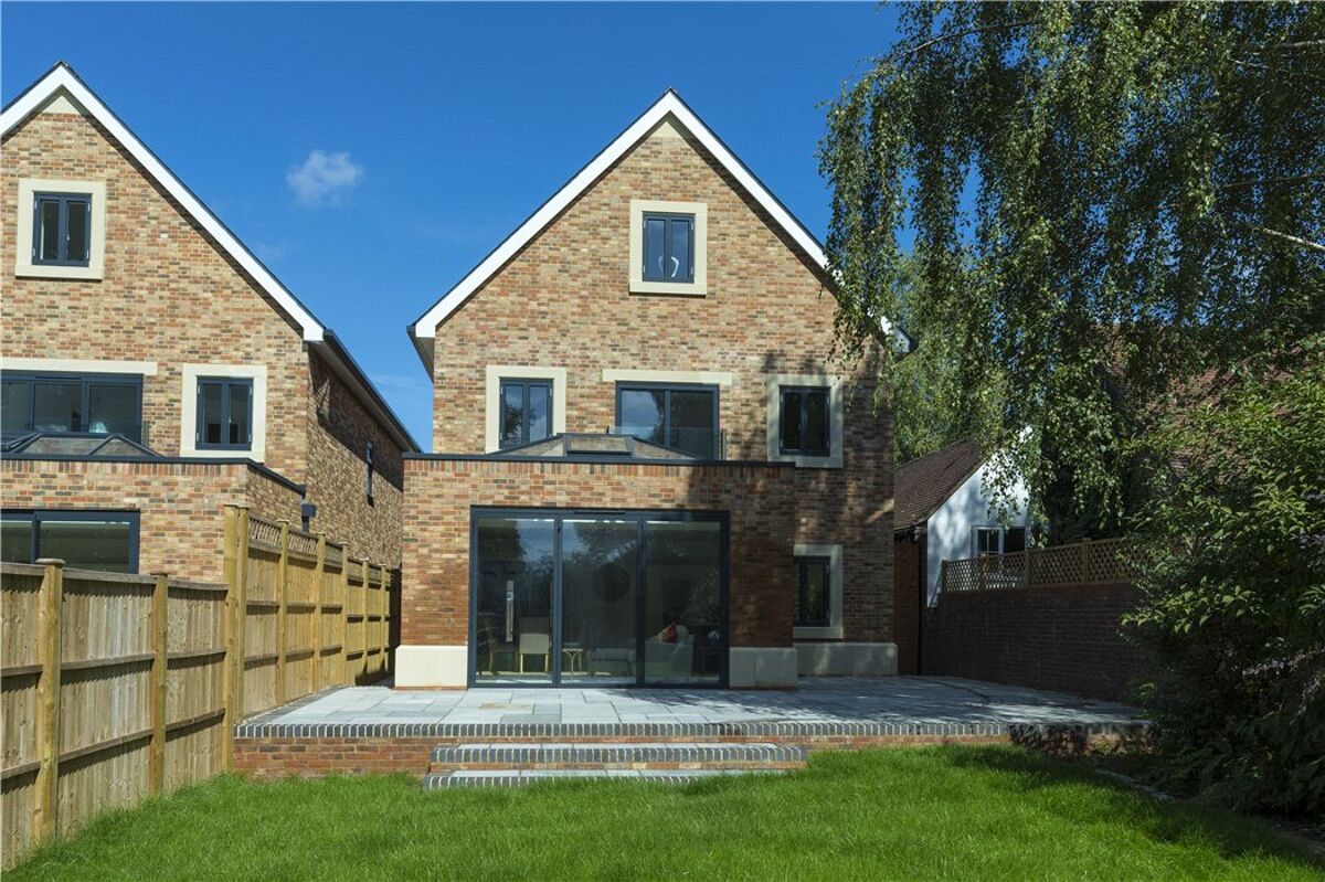 house for sale in Hillier Road, Guildford, Surrey, GU1 GLD180108