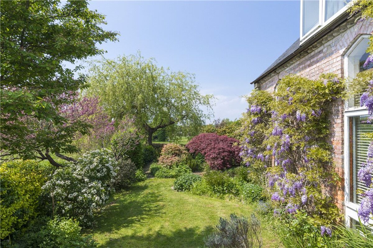 house for sale in Forest Green, Dorking, Surrey, RH5 GLD180110