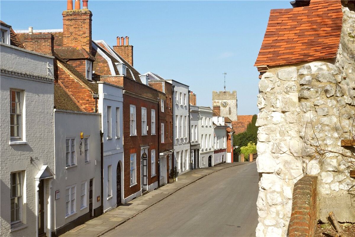 house for sale in Quarry Street, Guildford, Surrey, GU1 GLD180111