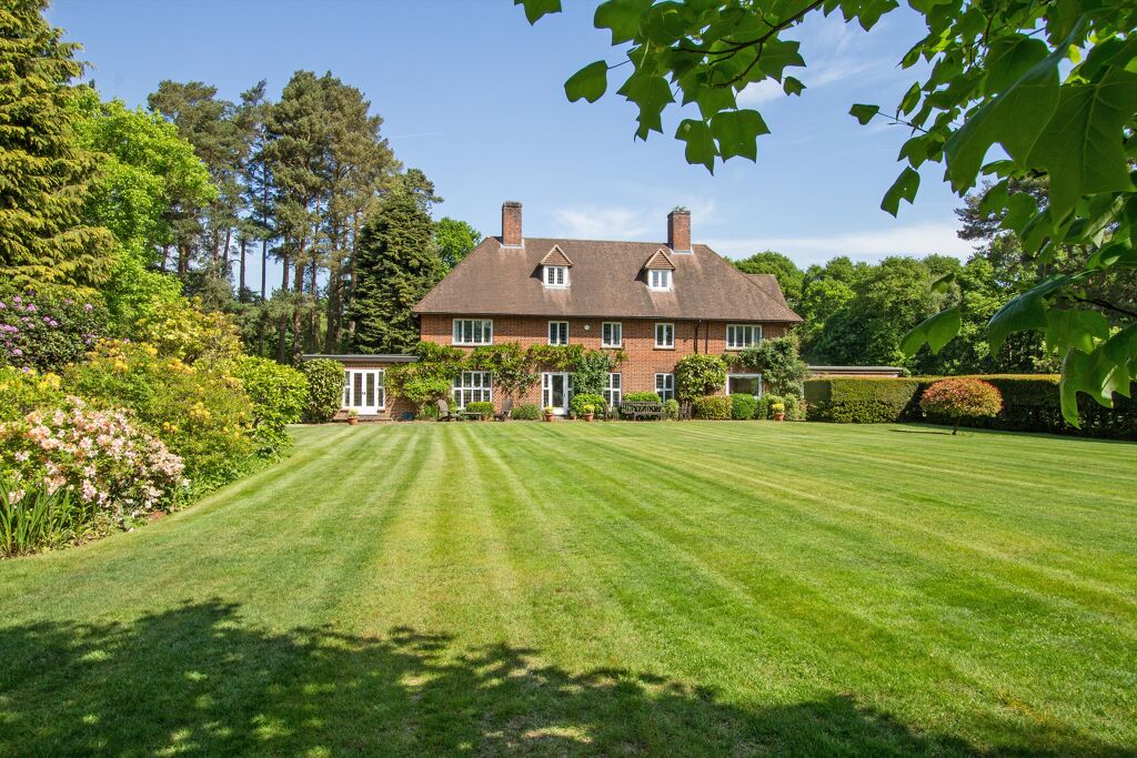 Image of Seale Road, Elstead, Godalming, Surrey, GU8