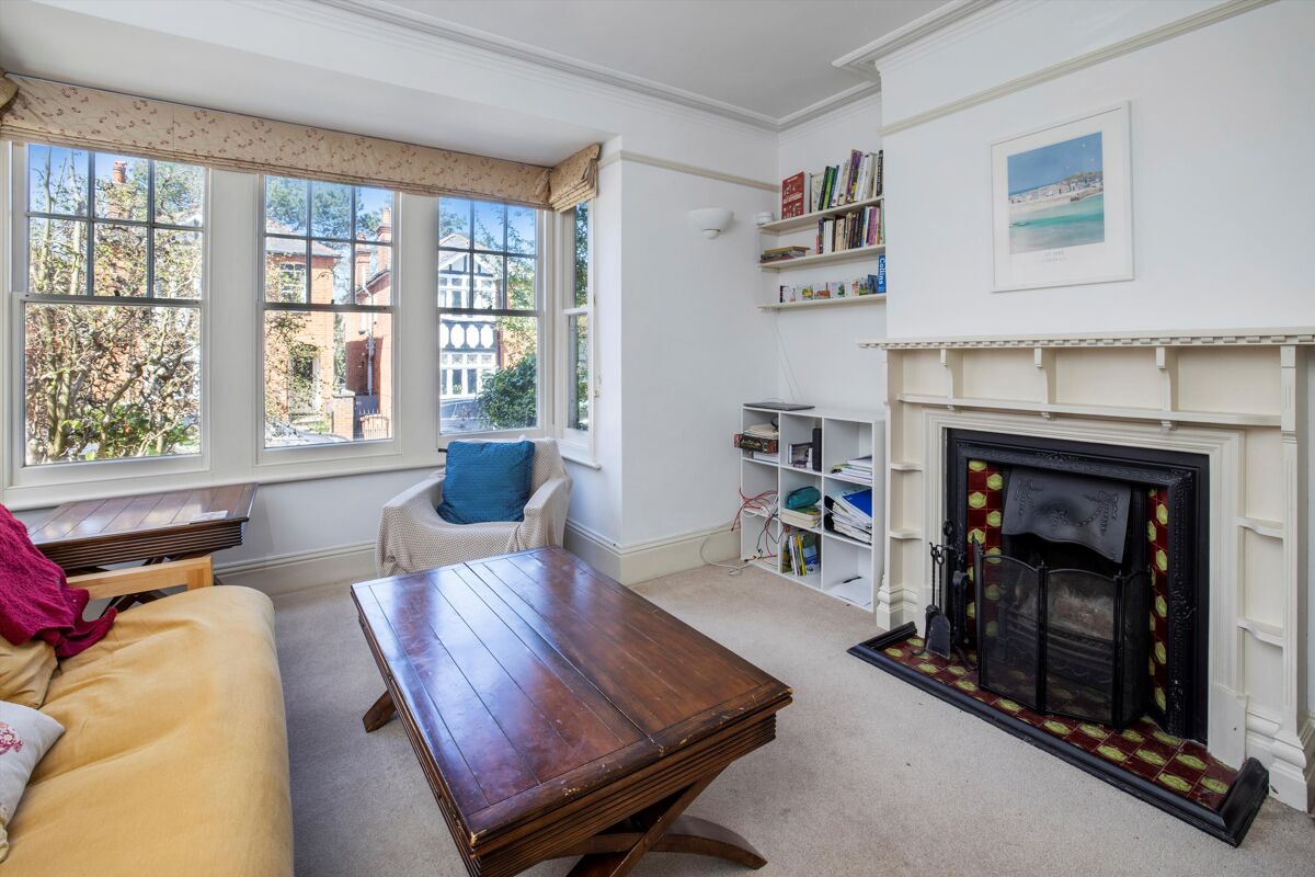 house for sale in Wodeland Avenue, Guildford, Surrey, GU2. GLD180224