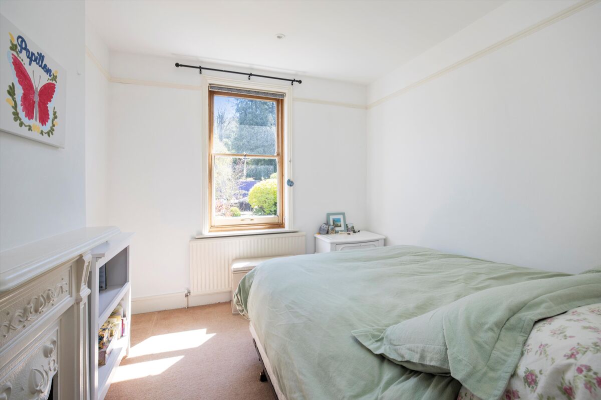 house for sale in Wodeland Avenue, Guildford, Surrey, GU2. GLD180224