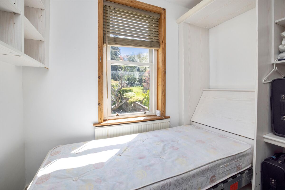 house for sale in Wodeland Avenue, Guildford, Surrey, GU2. GLD180224