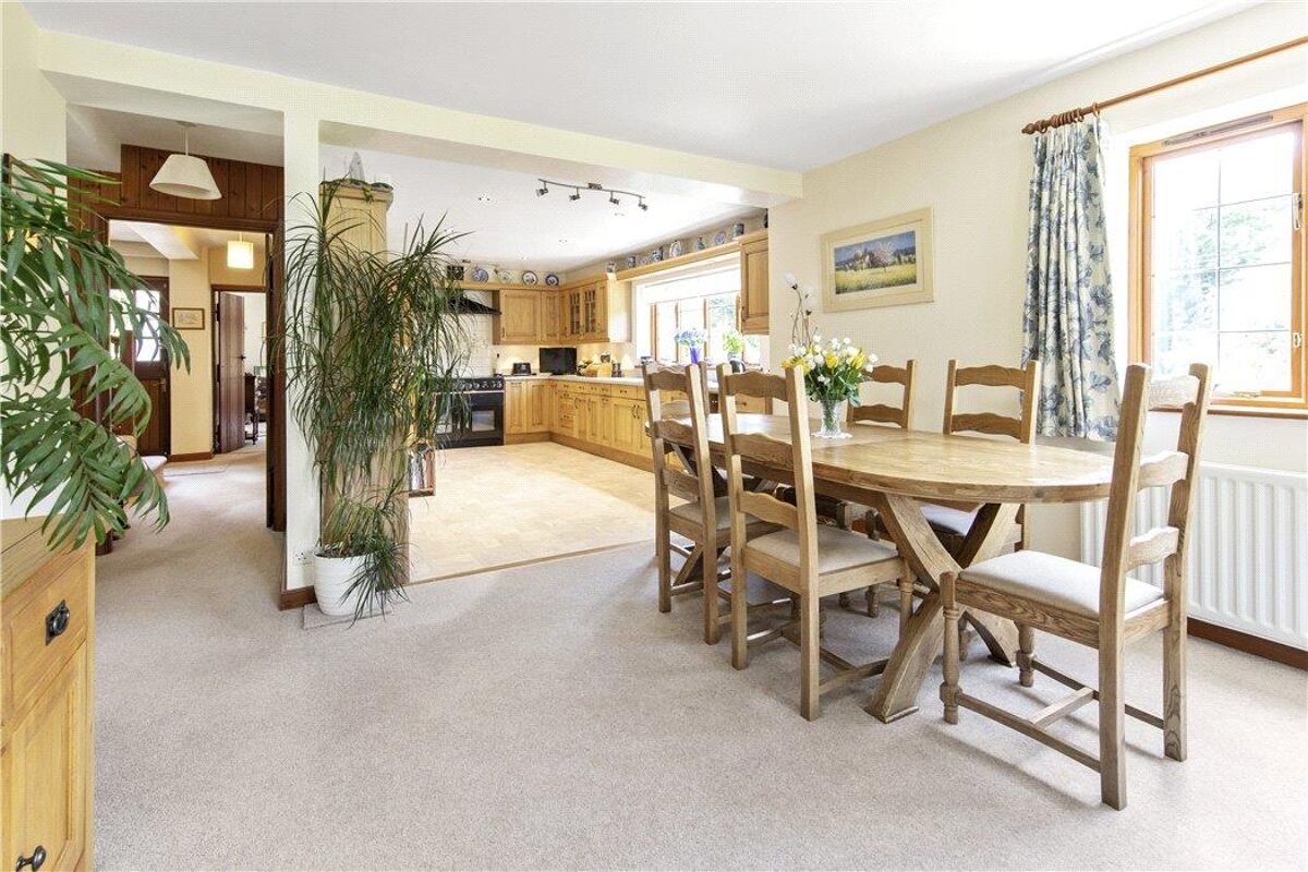 Ejendomme til salg Sutton Place, Abinger Hammer, Dorking, Surrey, RH5