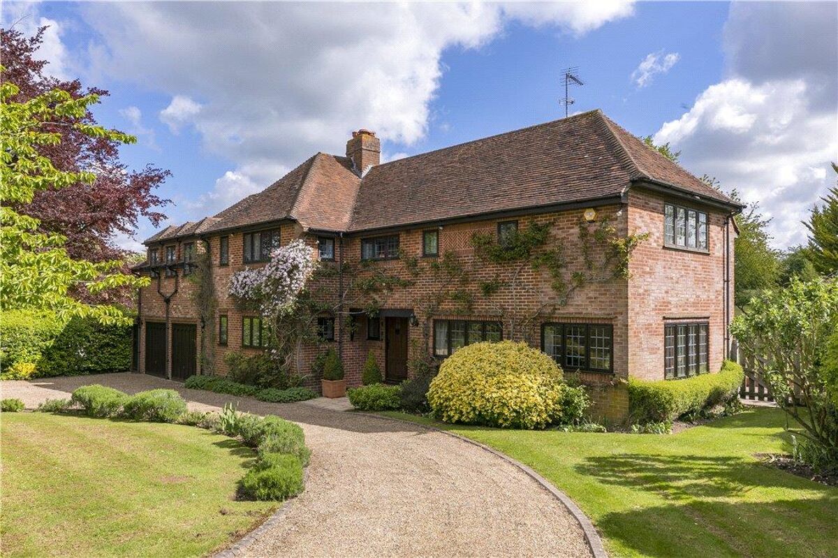 house for sale in Wix Hill, West Horsley, Leatherhead, Surrey, KT24 gld180347 Knight Frank