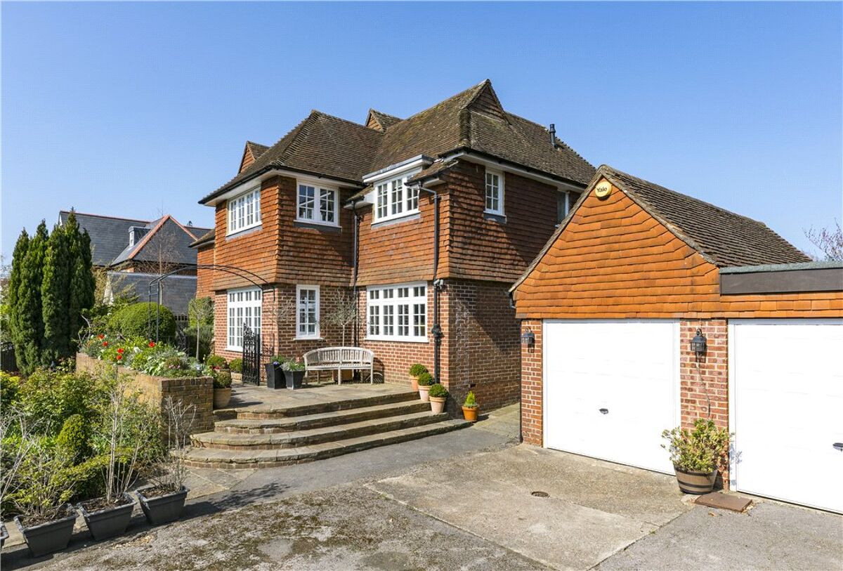 house for sale in Fort Road, Guildford, Surrey, GU1 GLD180348