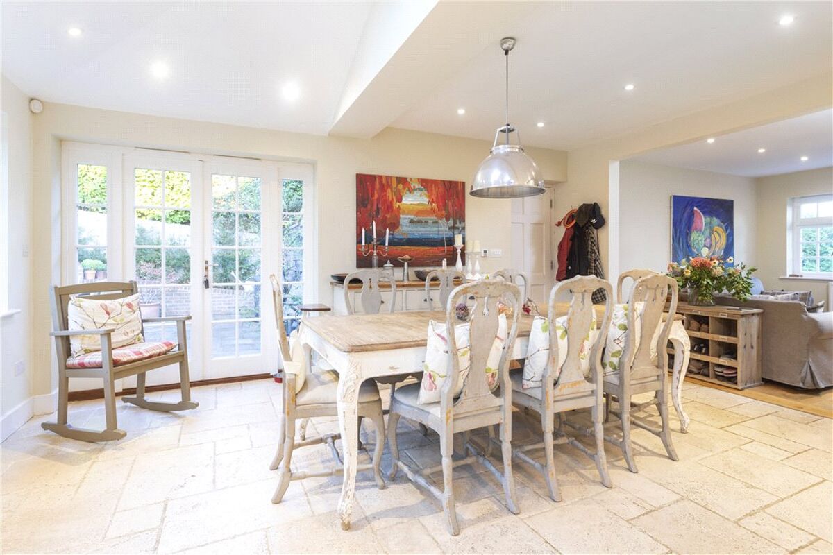 house for sale in Fort Road, Guildford, Surrey, GU1 GLD180348