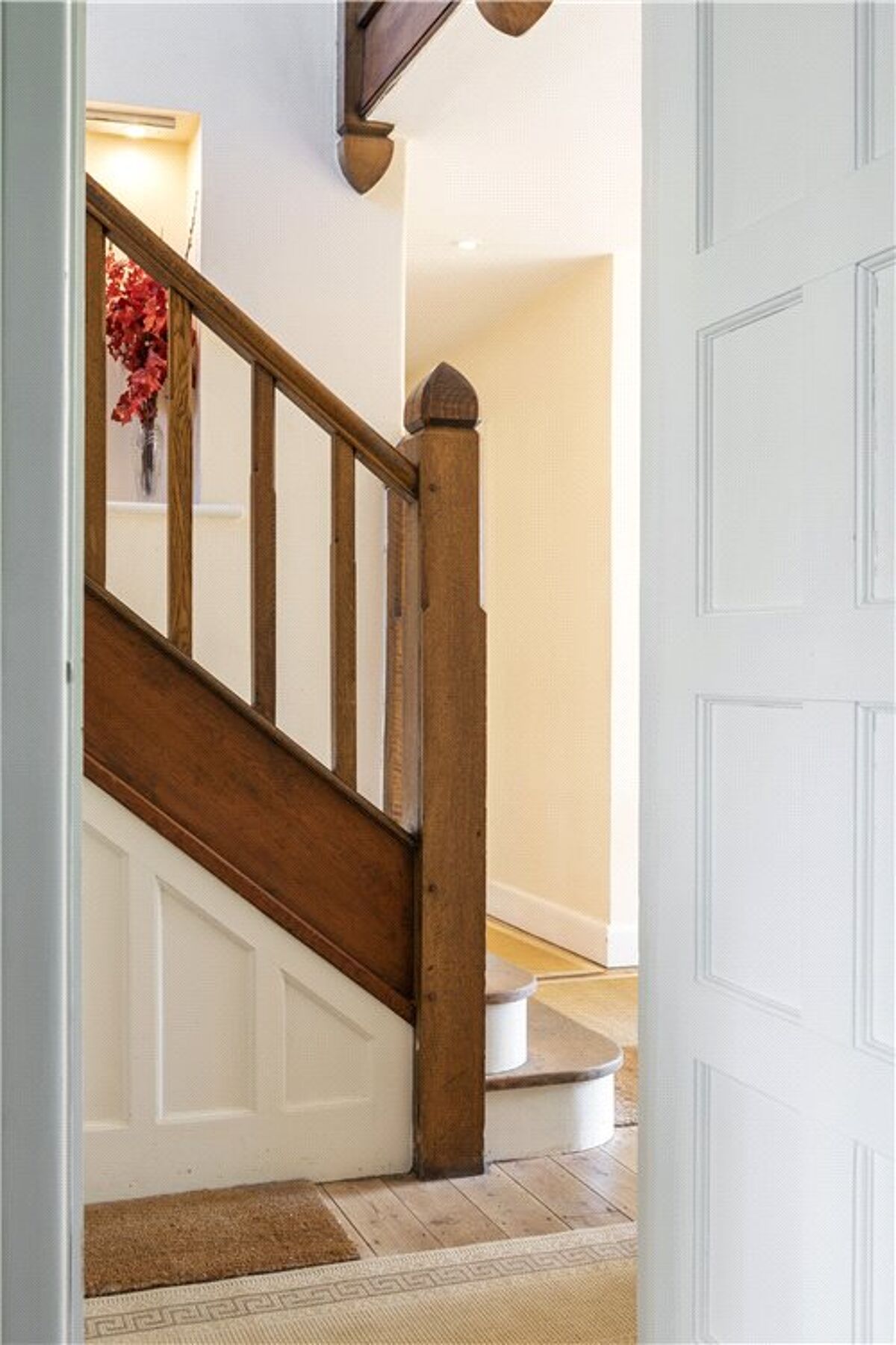 house for sale in Fort Road, Guildford, Surrey, GU1 GLD180348