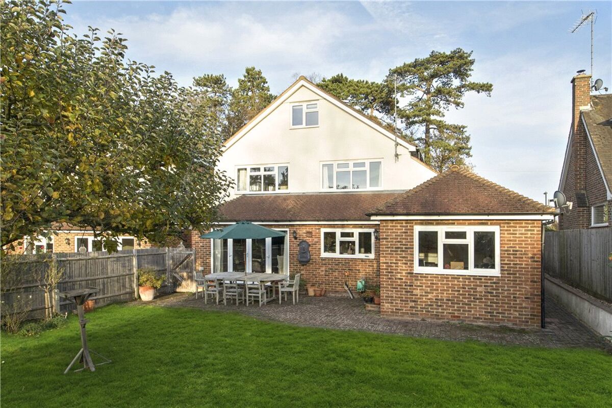 house for sale in Horseshoe Lane East, Guildford, Surrey, GU1