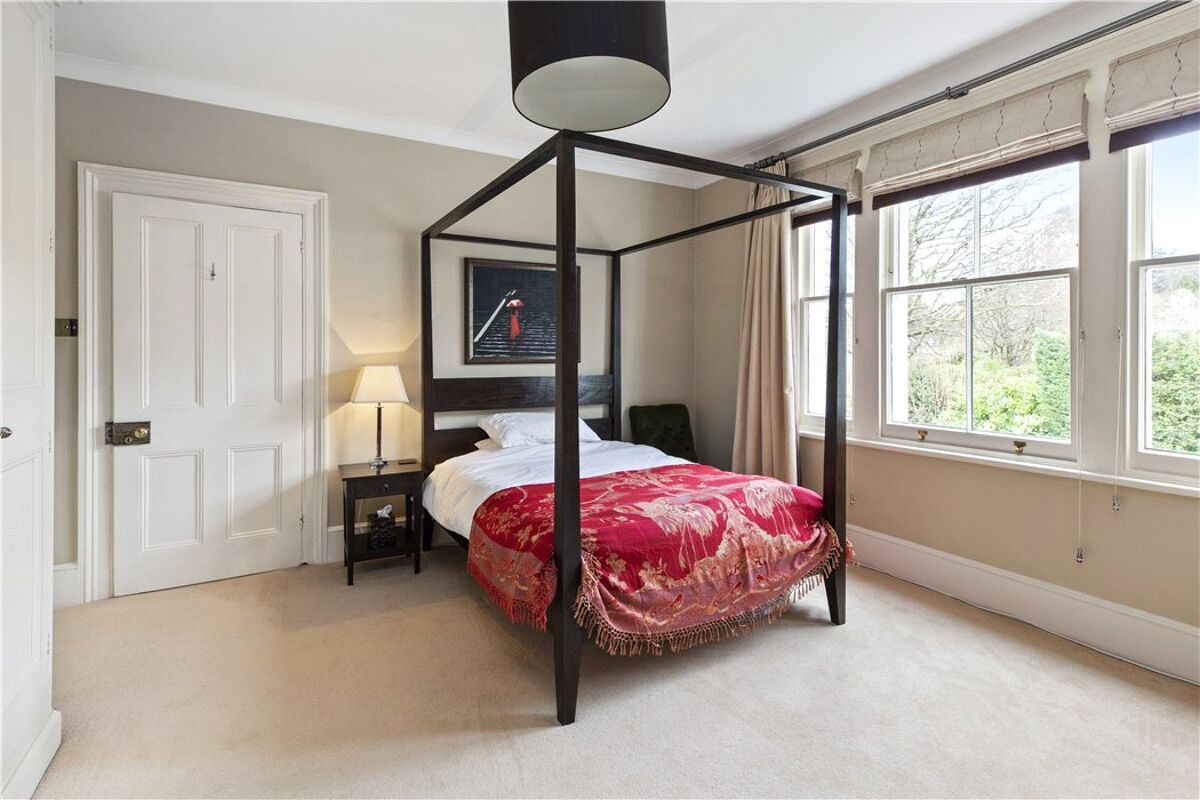 house for sale in Tower Hill, Dorking, Surrey, RH4 GLD180393 Knight