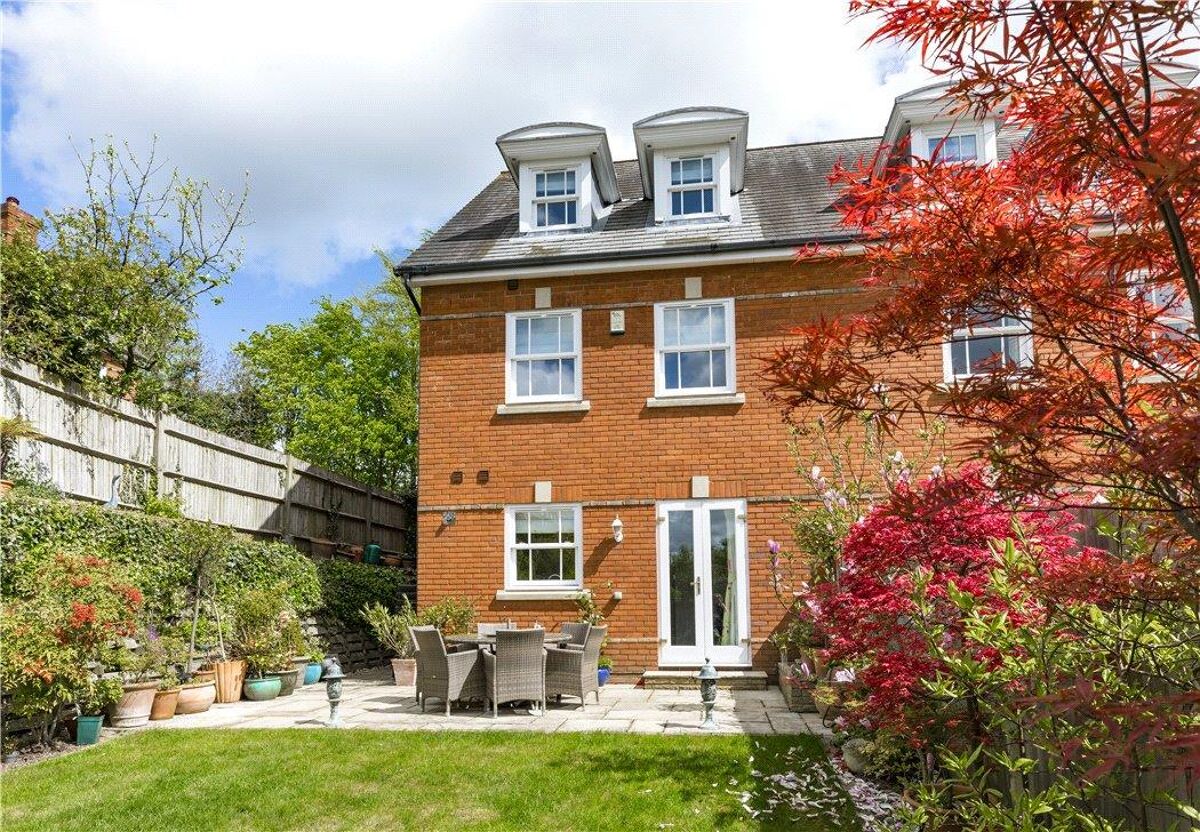 house for sale in Sells Close, Guildford, Surrey, GU1. GLD180395