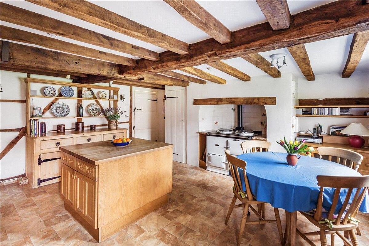 house for sale in Lower Eashing, Godalming, Surrey, GU7 GLD190021