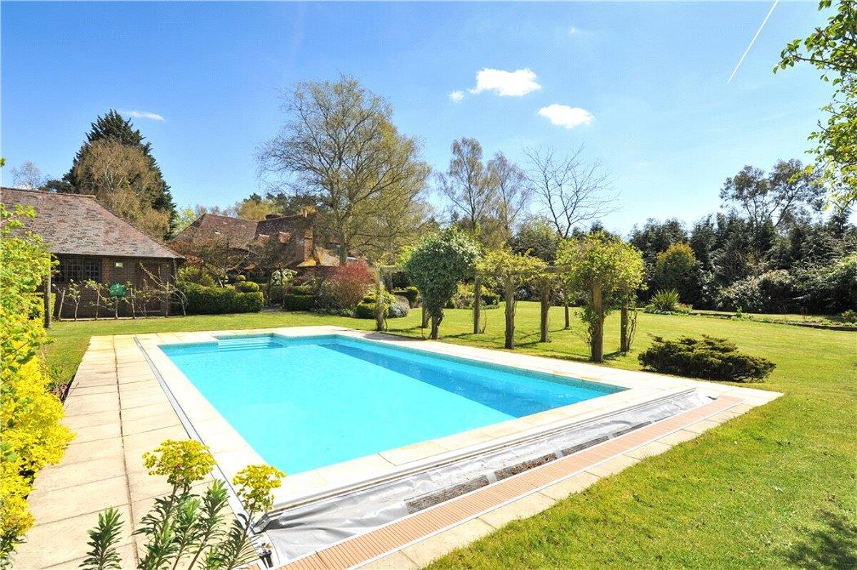 house for sale in Thursley Road, Elstead, Godalming, Surrey, GU8