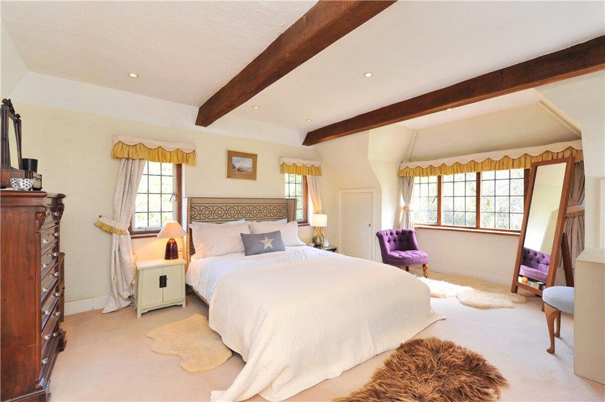 house for sale in Thursley Road, Elstead, Godalming, Surrey, GU8