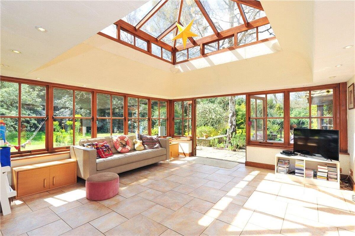 house for sale in Thursley Road, Elstead, Godalming, Surrey, GU8