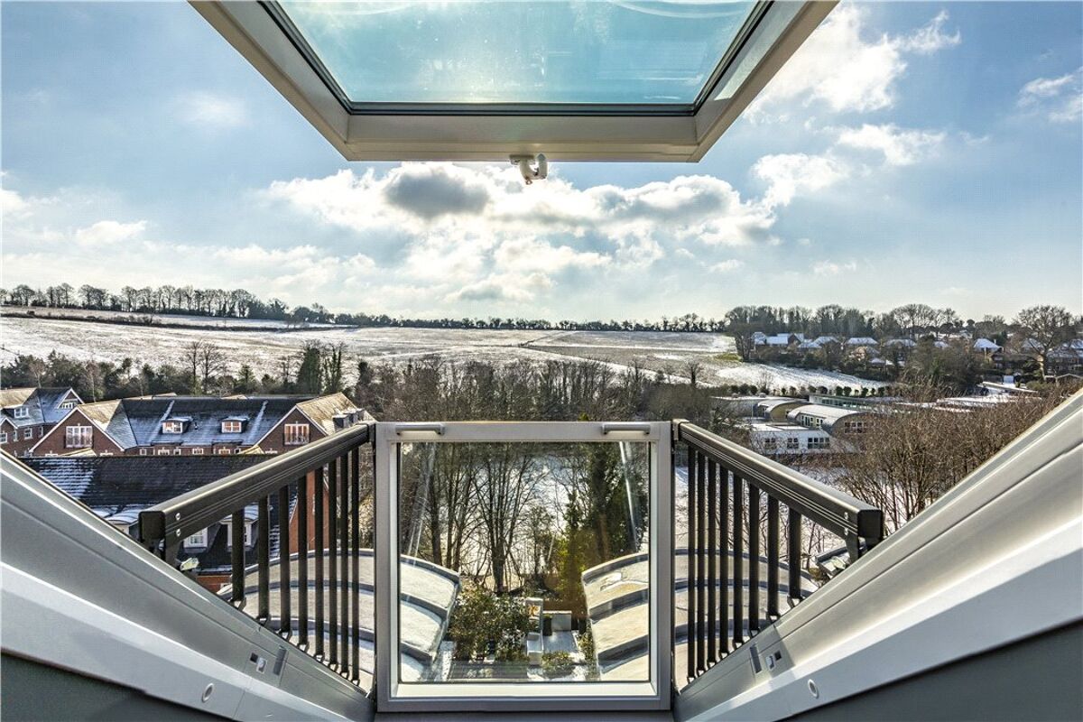 house for sale in Lancaster Avenue, Guildford, Surrey, GU1 GLD190053