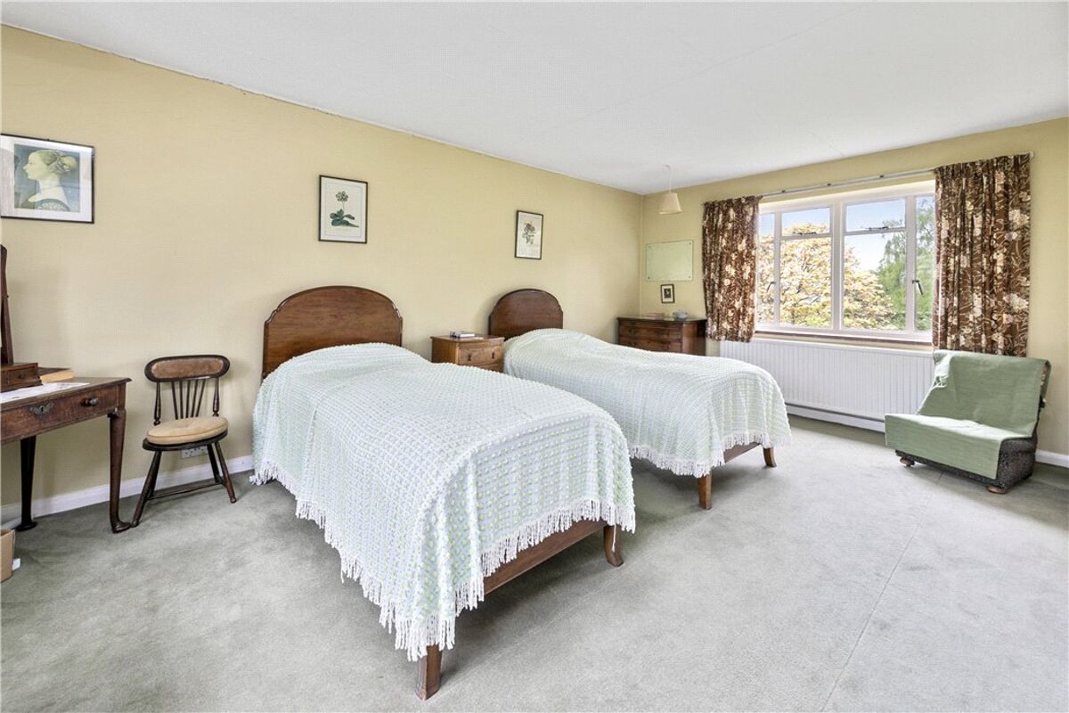 house for sale in Clifford Manor Road, Guildford, Surrey, GU4