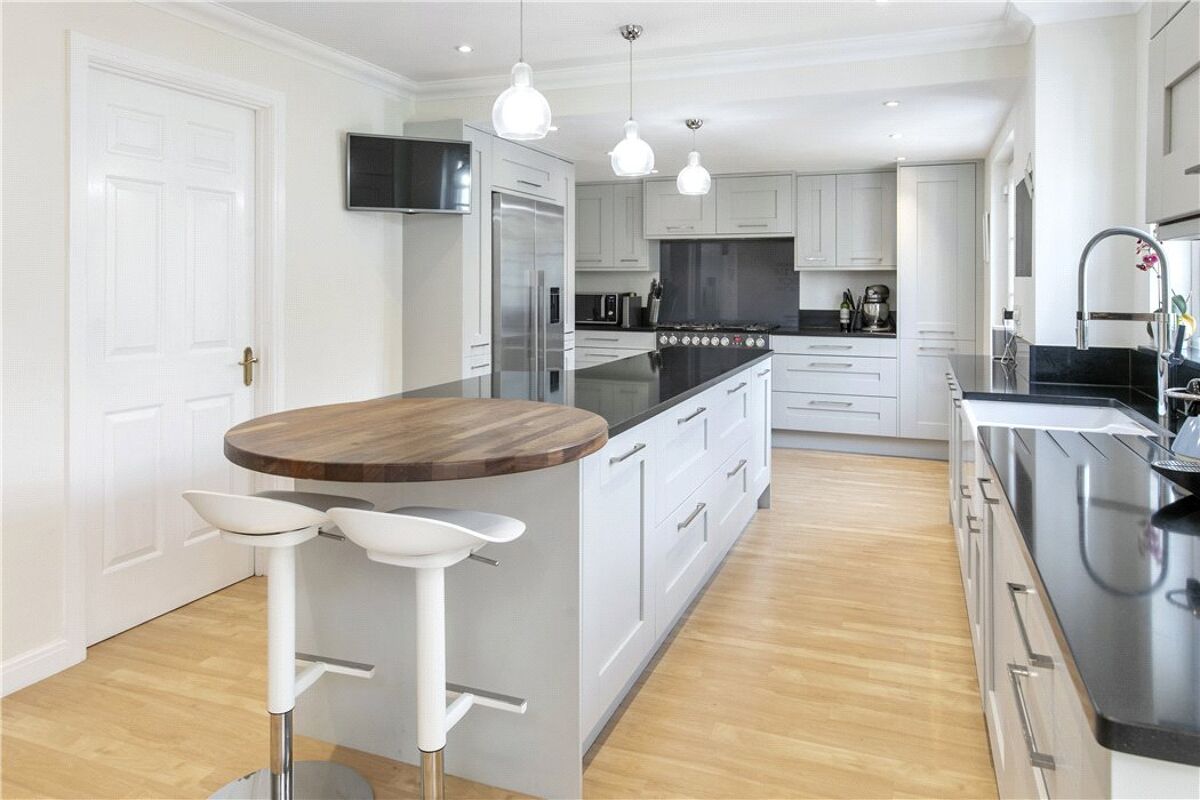 house for sale in Merrow Place, Guildford, Surrey, GU4 GLD190138 Knight Frank