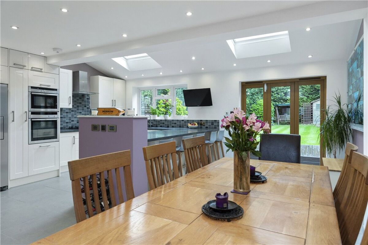 house for sale in Wykeham Road, Guildford, Surrey, GU1 GLD190194