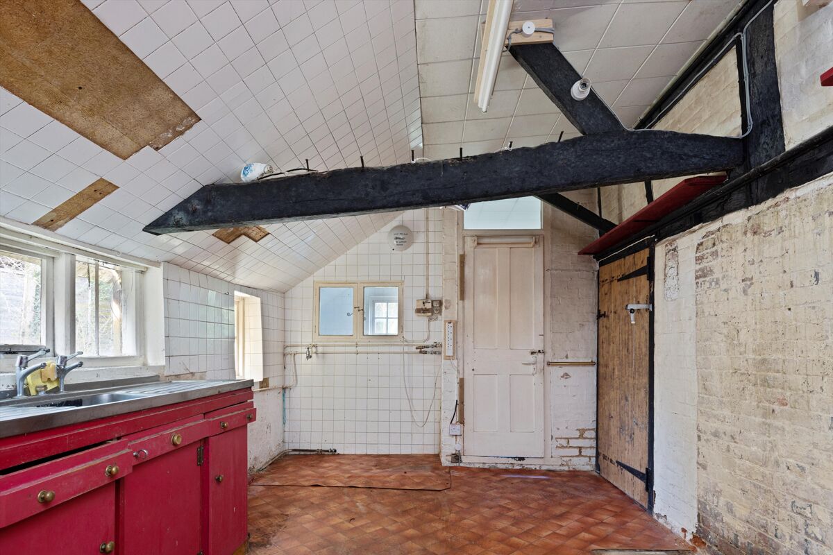 house for sale in The Common, Cranleigh, Surrey, GU6 GLD190213 Knight Frank