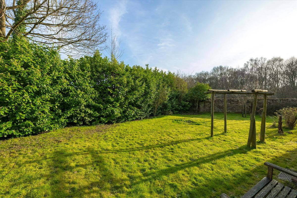 house for sale in The Common, Cranleigh, Surrey, GU6 GLD190213