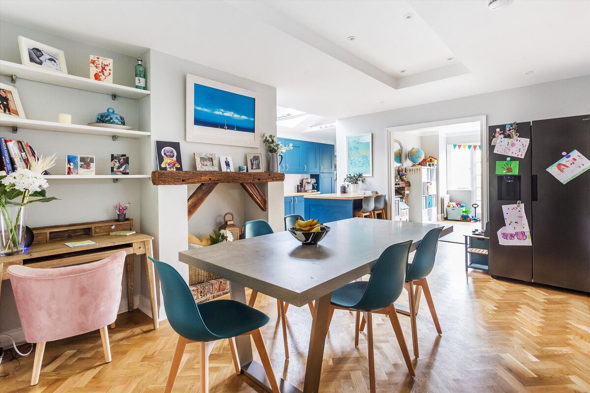 house for sale in Pewley Hill, Guildford, Surrey, GU1 GLD190288