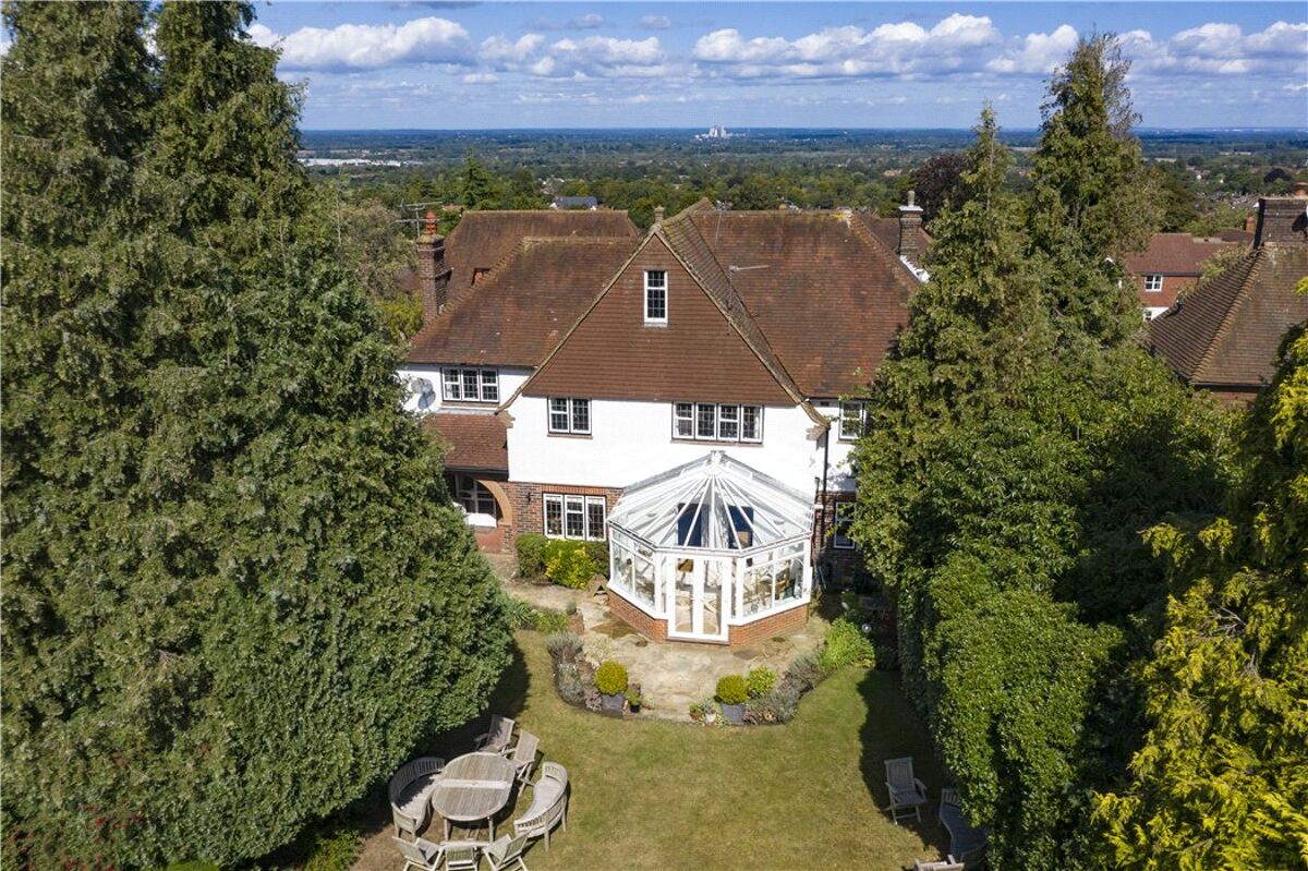 house for sale in Downside Road, Guildford, Surrey, GU4 GLD190294