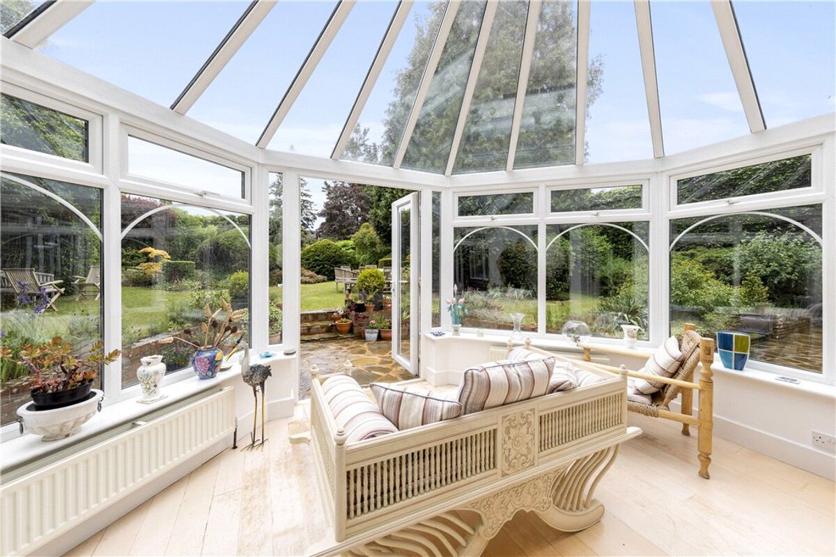 house for sale in Downside Road, Guildford, Surrey, GU4 GLD190294