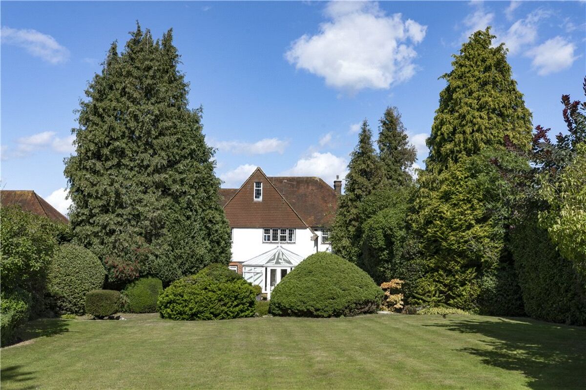 house for sale in Downside Road, Guildford, Surrey, GU4 GLD190294