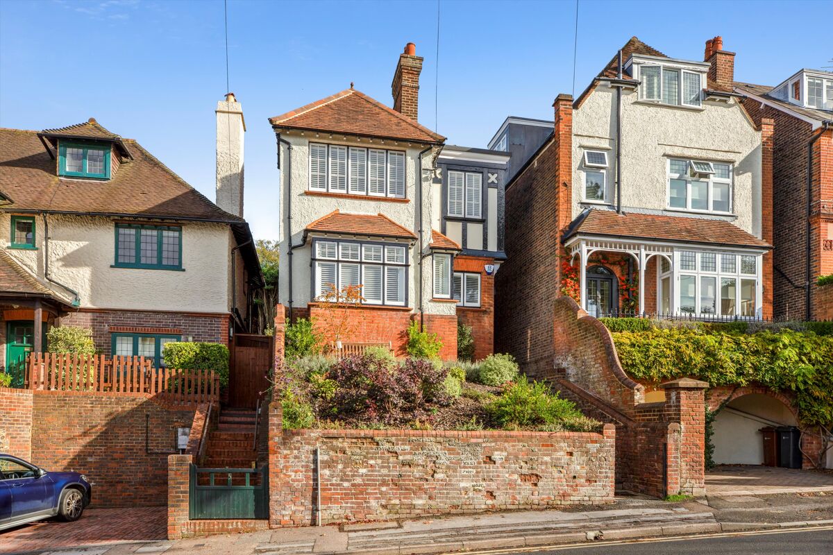 house for sale in South Hill, Guildford, Surrey, GU1 GLD190309