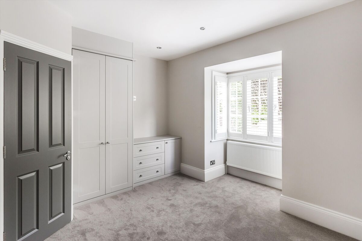 house for sale in South Hill, Guildford, Surrey, GU1 GLD190309